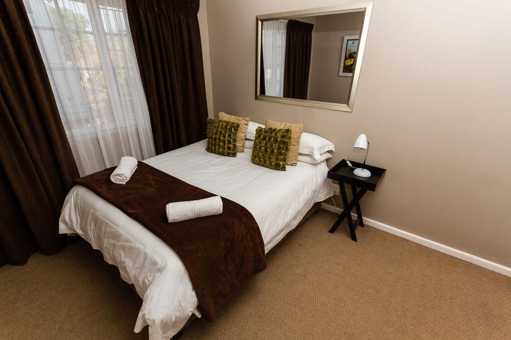 The Blue Lotus Guest House Port Elizabeth Exterior foto